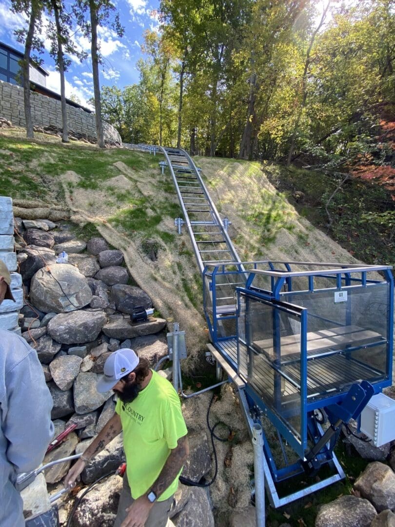 Lakeshore tram system in Iowa with curve and angle change system