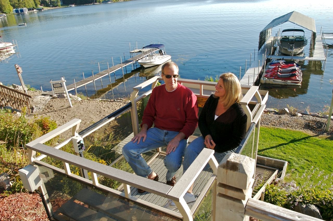 Outdoor Incline Funicular System providing access to dock and lake from house